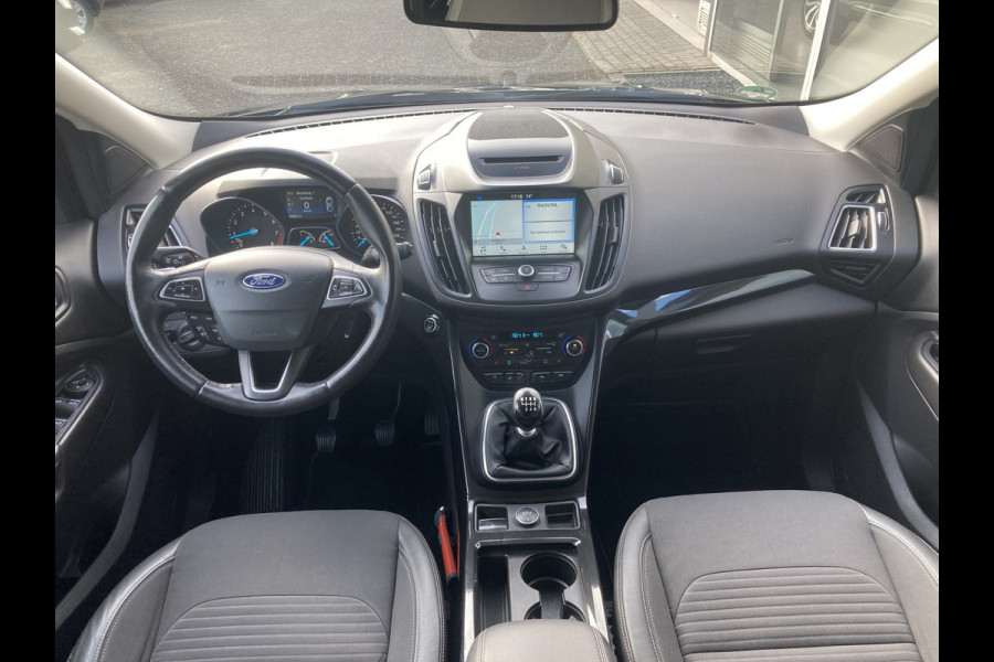 Ford Kuga 1.5 EcoBoost Titanium 150pk/110kW 6-bak | Trekhaak | Camera | Elek. klep | Dodehoek | Rijstrook | Winter Pack | etc. etc.