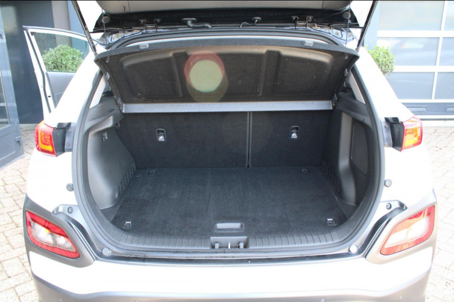 Hyundai Kona EV Premium 64 kWh