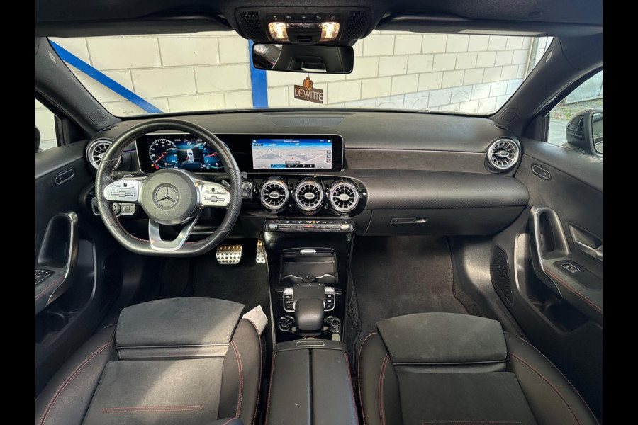 Mercedes-Benz A-Klasse 200 Premium Plus PANO|SFEERVERLICHTING|CAMERA