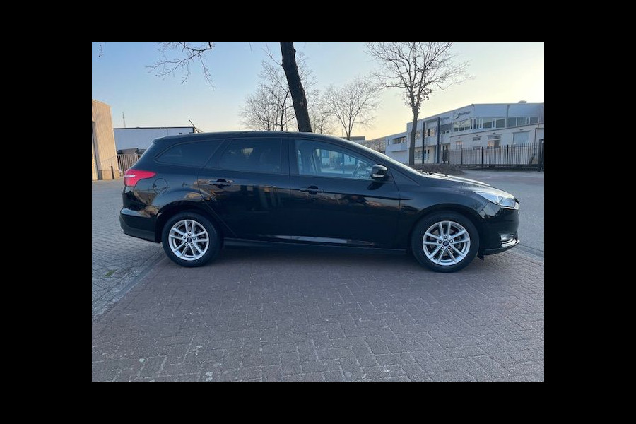 Ford FOCUS Wagon 1.0 Edition Airco,Cruisecontrol,Navigatie