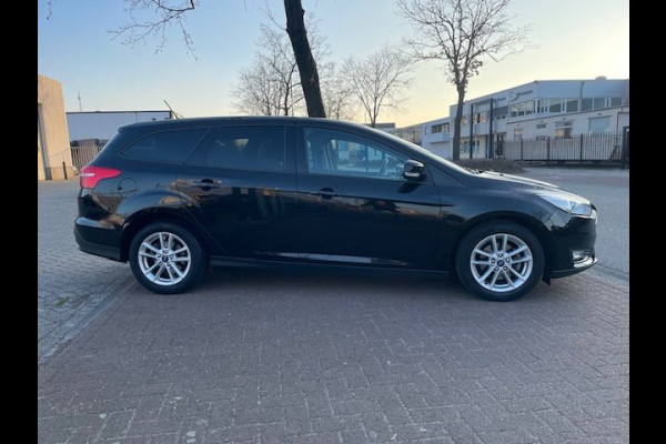 Ford FOCUS Wagon 1.0 Edition Airco,Cruisecontrol,Navigatie