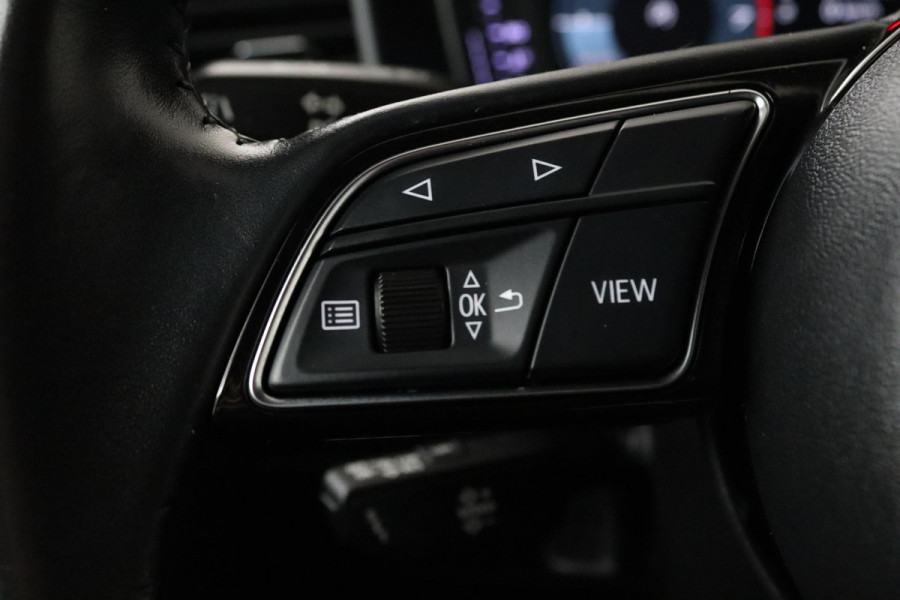 Audi A1 Sportback 30 TFSI Advanced epic (PARKEERSENSOREN, LANE-ASSIST, BLUETOOTH, CRUISE, NL-AUTO)