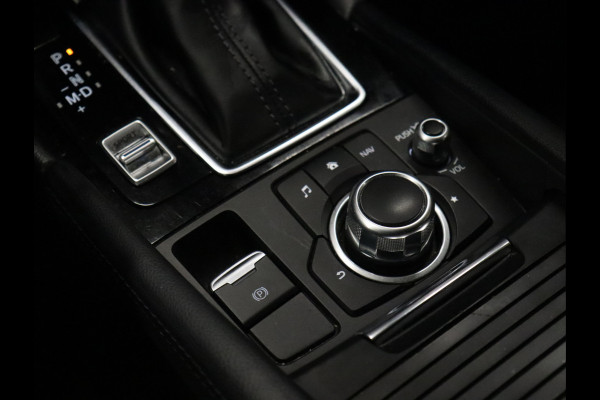 Mazda 3 2.0 SkyActiv-G 120 SkyLease GT [APPLE CARPLAY, PDC V+A, STOEL- EN STUURVERWARMING, CRUISE CONTROL, CLIMATE CONTROL, NAVIGATIE, NIEUWSTAAT]
