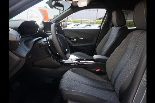 Peugeot 2008 1.2 Hybrid 136 Allure