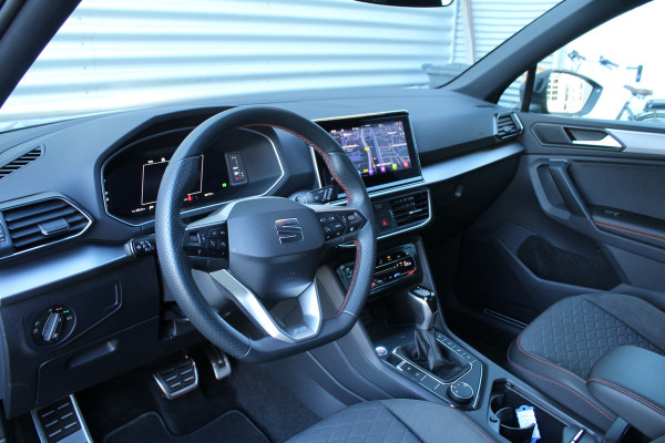 Seat Tarraco 1.4 TSI 245pk e-Hybrid PHEV FR Business DSG6 NL-Auto NAP BTW Clima Cruise Navi 360 Camera El. Klep Keyless 19"LMV