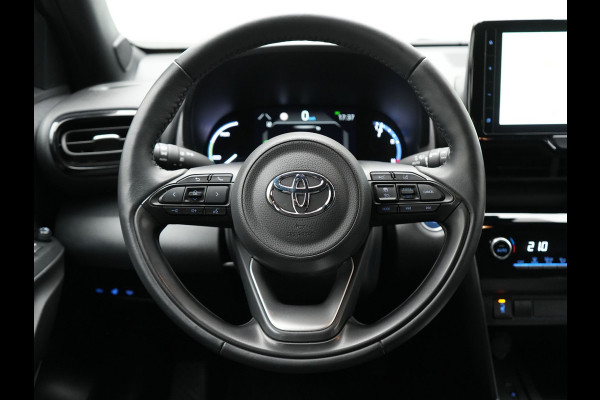 Toyota Yaris Cross 1.5 Hybrid Dynamic Dealer O.H. | Navigatie | Camera | Apple Carplay | Adaptive Cruise | Parkeersensoren | Stoelverwarming | DAB |