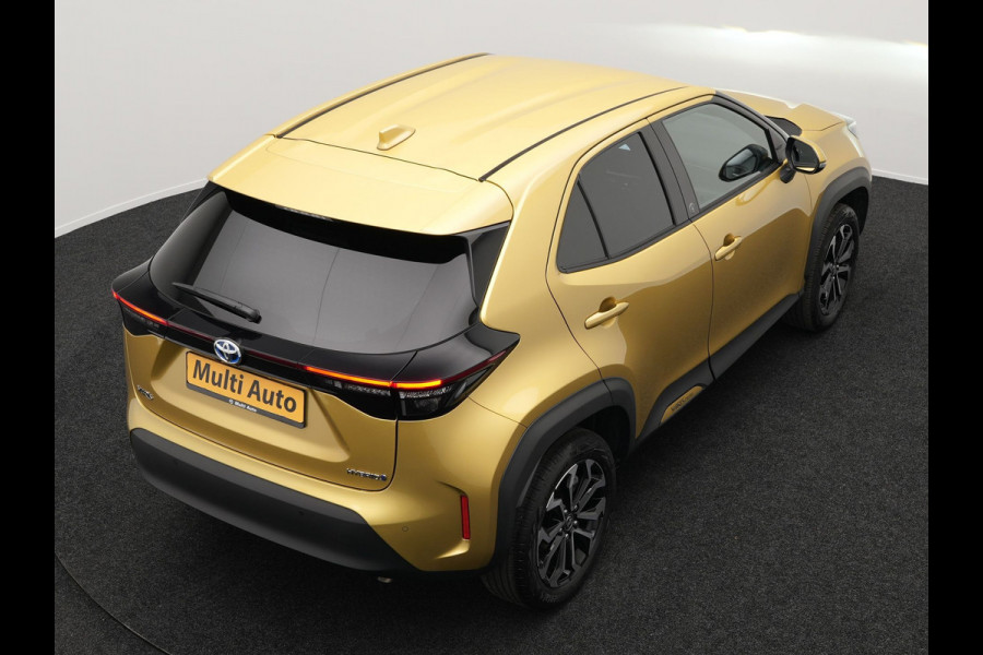 Toyota Yaris Cross 1.5 Hybrid Dynamic Dealer O.H. | Navigatie | Camera | Apple Carplay | Adaptive Cruise | Parkeersensoren | Stoelverwarming | DAB |