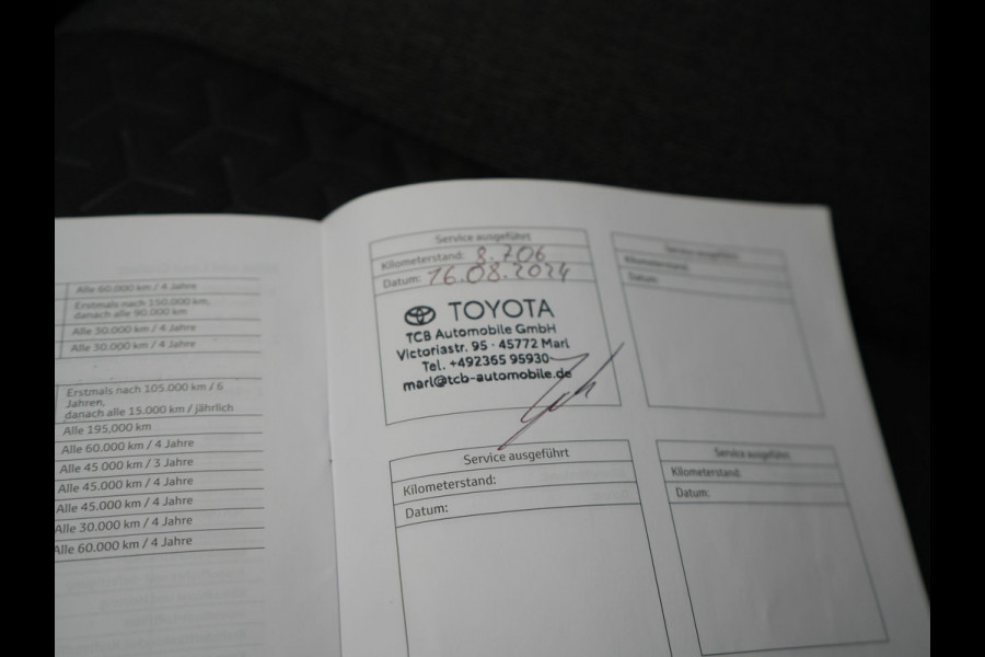 Toyota Yaris Cross 1.5 Hybrid Dynamic Dealer O.H. | Navigatie | Camera | Apple Carplay | Adaptive Cruise | Parkeersensoren | Stoelverwarming | DAB |