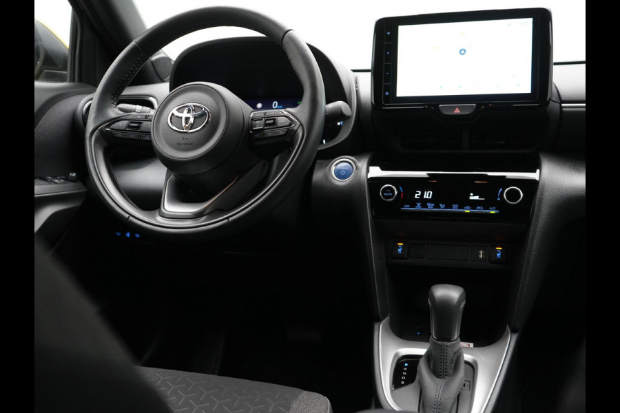 Toyota Yaris Cross 1.5 Hybrid Dynamic Dealer O.H. | Navigatie | Camera | Apple Carplay | Adaptive Cruise | Parkeersensoren | Stoelverwarming | DAB |
