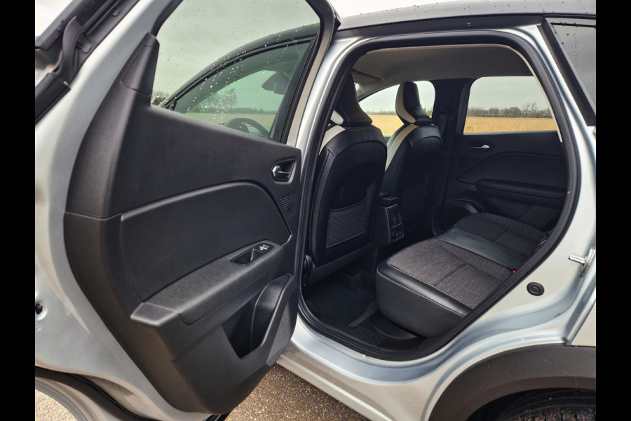 Renault Captur 1.3 TCe Intens - 140 Pk - Euro 6 - AUTOMAAT - ParkeerCamera