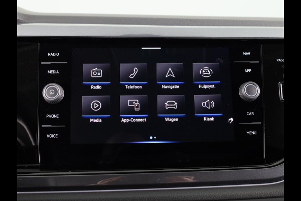 Volkswagen Taigo 1.0 TSI Style 110 pk Automaat (DSG) | Navigatie via App | Parkeersensoren (Park assist ) | Achteruitrijcamera | Adaptieve cruise control | Stoelverwarming | Matrix LED koplampen |