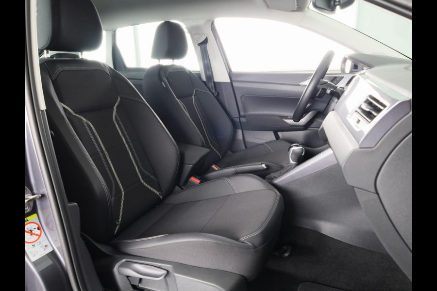 Volkswagen Taigo 1.0 TSI Style 110 pk Automaat (DSG) | Navigatie via App | Parkeersensoren (Park assist ) | Achteruitrijcamera | Adaptieve cruise control | Stoelverwarming | Matrix LED koplampen |