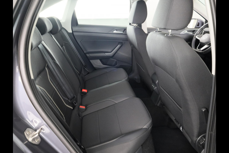 Volkswagen Taigo 1.0 TSI Style 110 pk Automaat (DSG) | Navigatie via App | Parkeersensoren (Park assist ) | Achteruitrijcamera | Adaptieve cruise control | Stoelverwarming | Matrix LED koplampen |