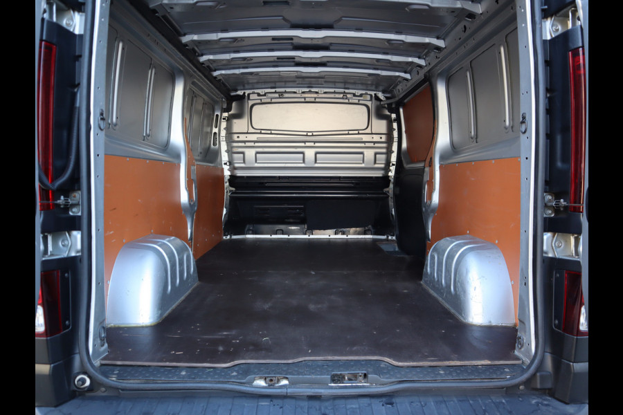 Renault Trafic 1.6 dCi Euro 6 L2 Lang - Trekhaak - Airco - 3 Zits