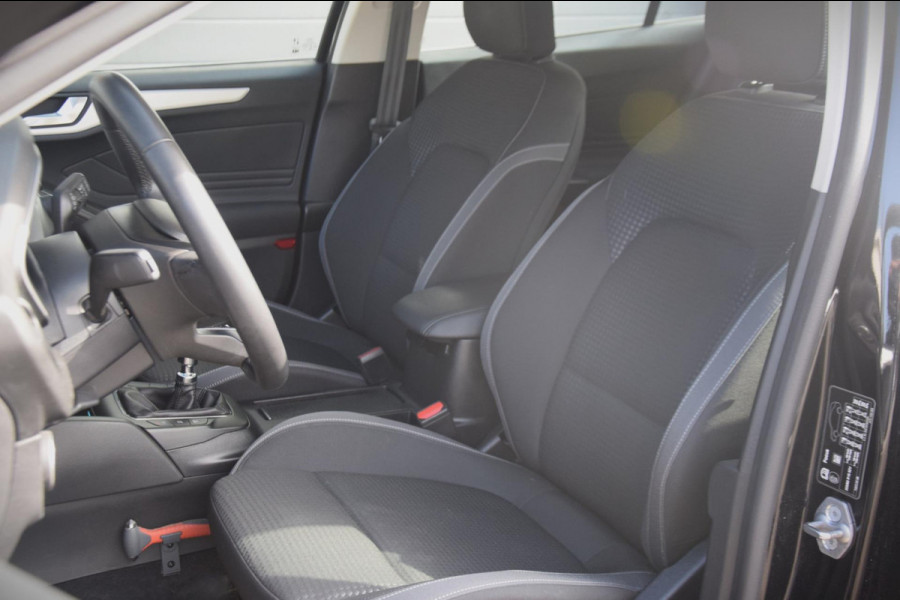 Ford Focus 1.0 EcoBoost Hybrid Trend Edition Business