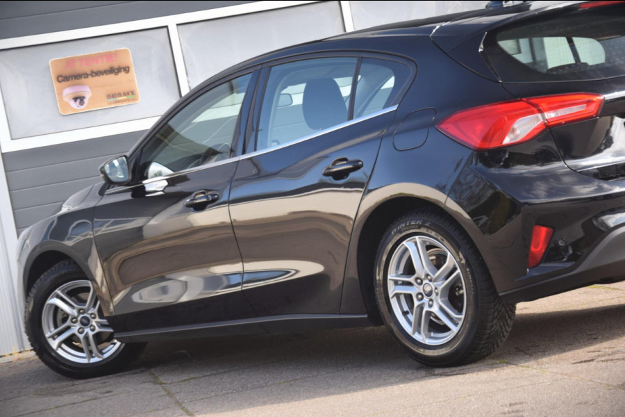 Ford Focus 1.0 EcoBoost Hybrid Trend Edition Business