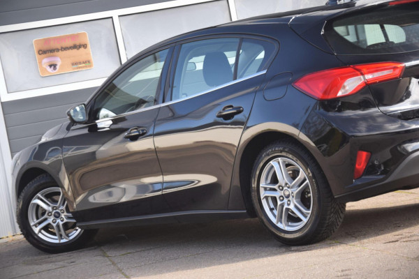Ford Focus 1.0 EcoBoost Hybrid Trend Edition Business