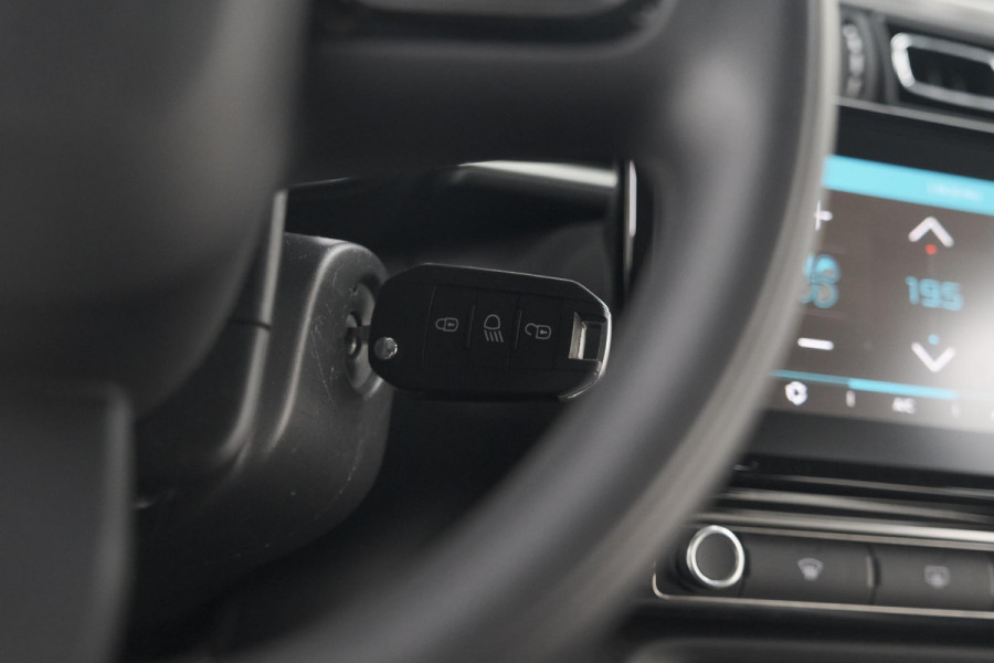 Citroën C3 PureTech 110 EAT6 Shine | Apple Carplay | Parkeersensoren | Climate Control | 16 Inch Lichtmetalen Velgen