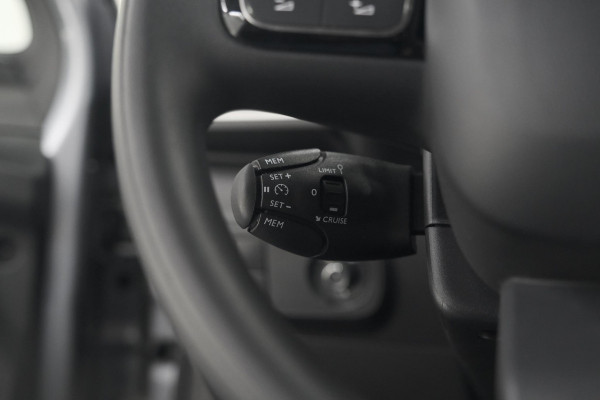 Citroën C3 PureTech 110 EAT6 Shine | Apple Carplay | Parkeersensoren | Climate Control | 16 Inch Lichtmetalen Velgen