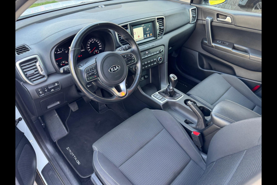 Kia Sportage 1.6 GDi DynamicLine | Trekhaak, Parkeersensoren, Apple CarPlay/Android Auto, Navigatie, 17inch, Cruise control, Climate control