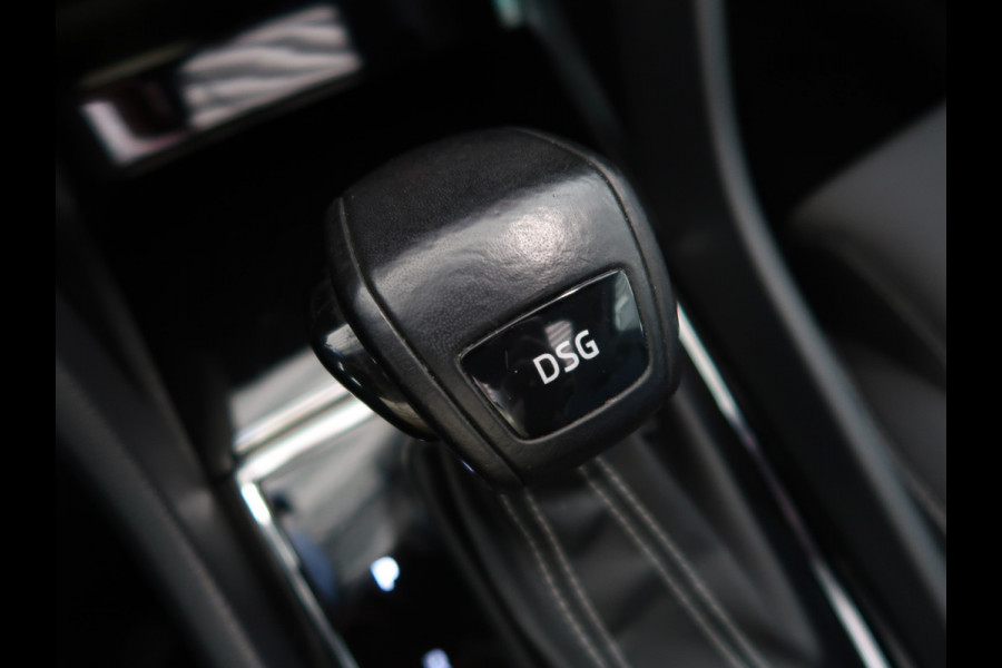 Škoda Karoq 1.5 TSi 150pk DSG Sportline Business SCHUIFDAK/CANTON/DODEHOEK/ADAPT.DEMPING/TREKH.WEGKLAPBAAR