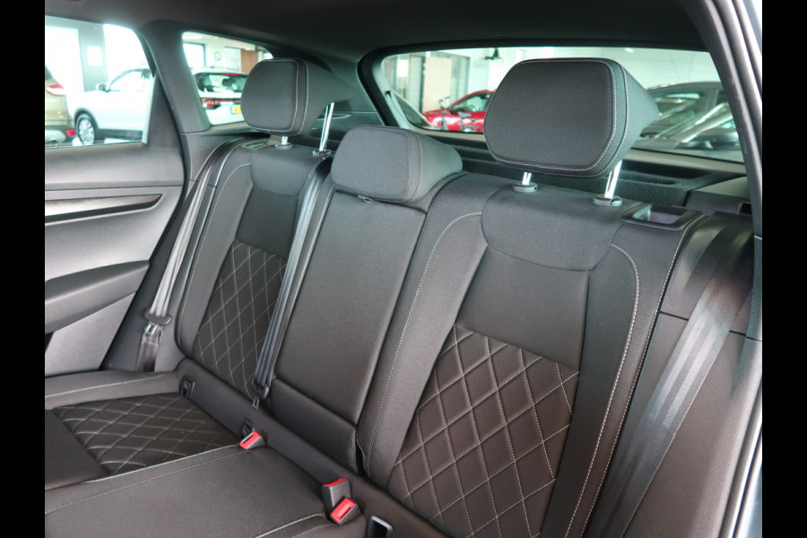 Škoda Karoq 1.5 TSi 150pk DSG Sportline Business SCHUIFDAK/CANTON/DODEHOEK/ADAPT.DEMPING/TREKH.WEGKLAPBAAR