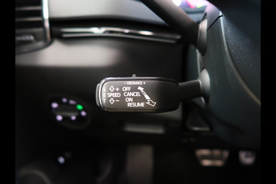 Škoda Karoq 1.5 TSi 150pk DSG Sportline Business SCHUIFDAK/CANTON/DODEHOEK/ADAPT.DEMPING/TREKH.WEGKLAPBAAR