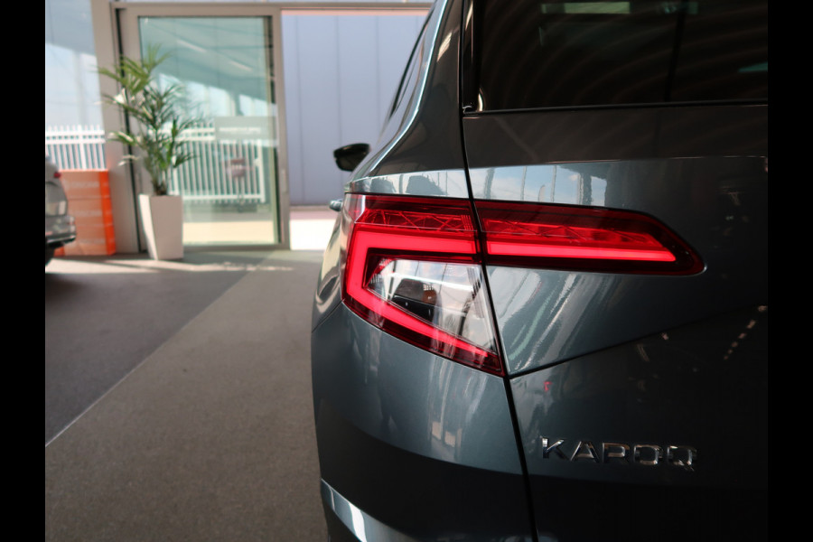 Škoda Karoq 1.5 TSi 150pk DSG Sportline Business SCHUIFDAK/CANTON/DODEHOEK/ADAPT.DEMPING/TREKH.WEGKLAPBAAR