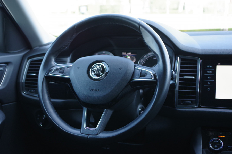 Škoda Kodiaq 1.4 TSI Style Business, Panoramadak, Trekhaak, LED, 360 Camera, Keyless, Leder, Memory, Canton Sound