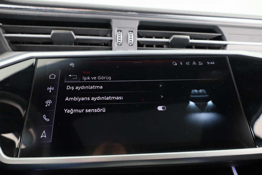 Audi A6 Avant 55 TFSI e quattro Pro Line S Competition Private lease vanaf €1343,- pm  | 367pk Plug in Hybrid | Panoramadak | B&O | Assistentiepakket Tour | Verwarmbare voorstoelen