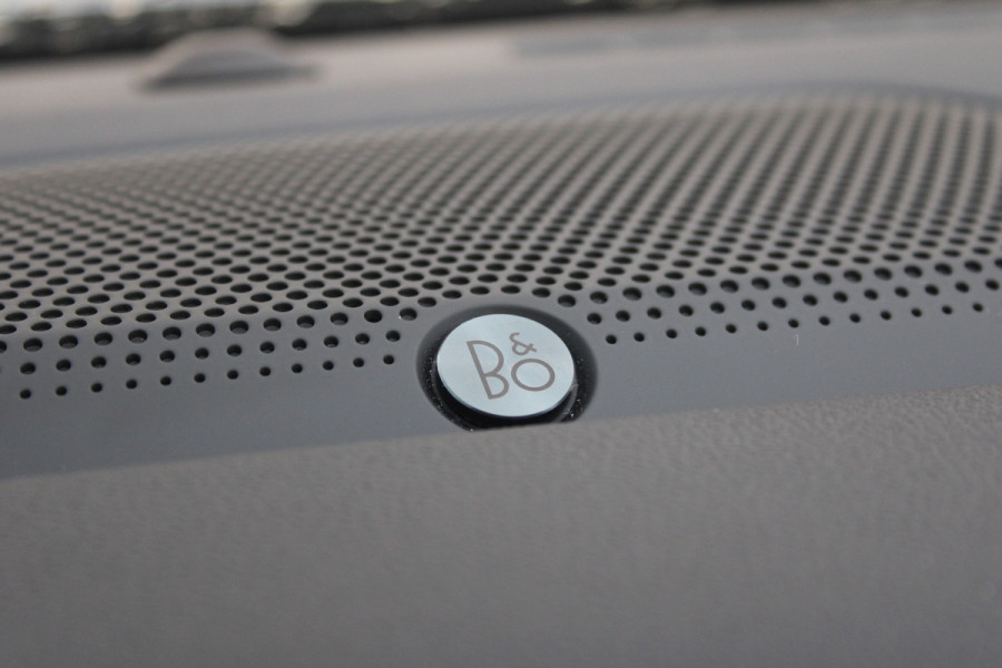 Ford Kuga 2.5 PHEV ST-Line X | Trekhaak | Panoramadak | BLIS | B&O