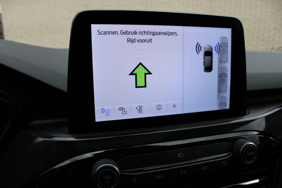 Ford Kuga 2.5 PHEV ST-Line X | Trekhaak | Panoramadak | BLIS | B&O