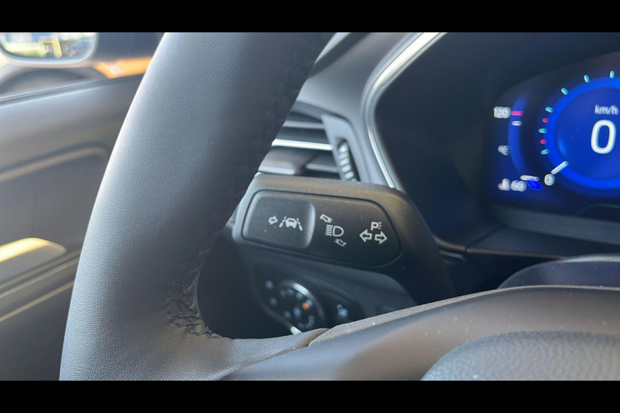 Ford Focus 1.0 EcoBoost Hybrid Active X 155pk | Driver Assistance Pack | Winterpack | SYNC 4 Navigatie |