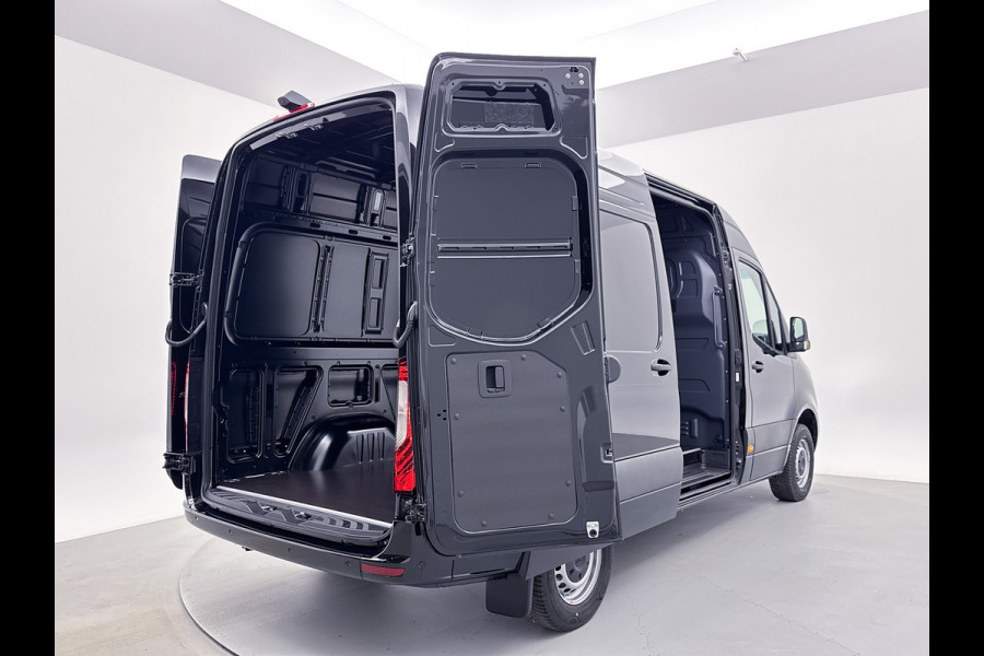 Mercedes-Benz Sprinter 317 1.9 CDI L2H2 24 Maanden Certified Garantie BPM-Vrij Direct Leverbaar 3500 KG Trekgewicht Navigatie LED Achteruitrijcamera
