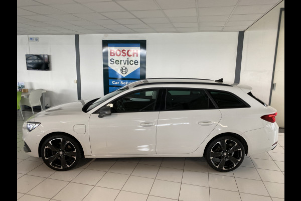 Seat Leon Sportstourer 1.4 TSI eHybrid PHEV FR Business Intense | Camera | Keyless | Adaptieve cruise control