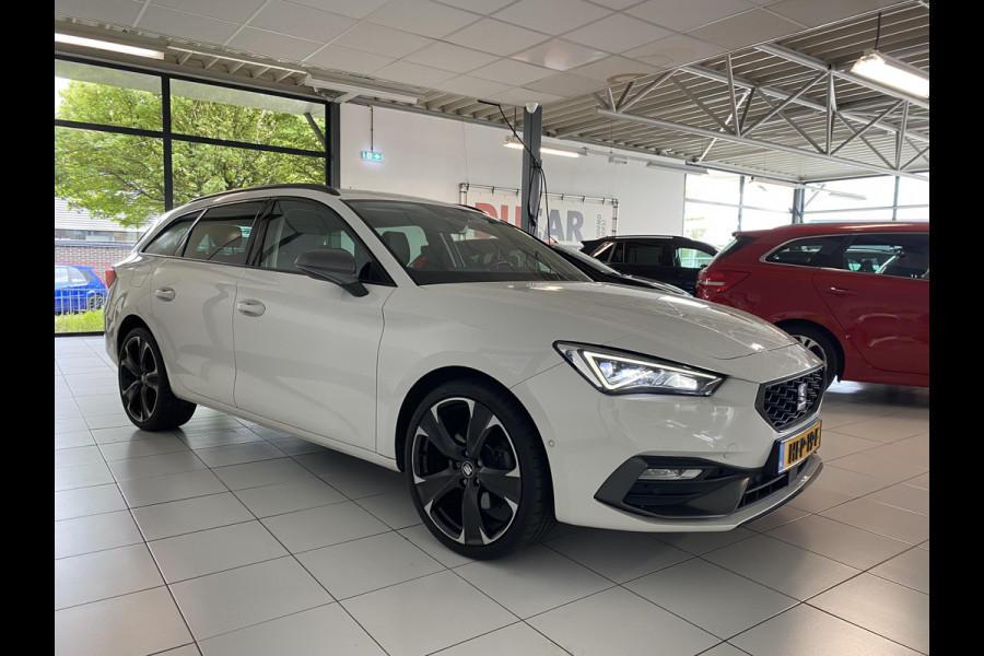 Seat Leon Sportstourer 1.4 TSI eHybrid PHEV FR Business Intense | Camera | Keyless | Adaptieve cruise control