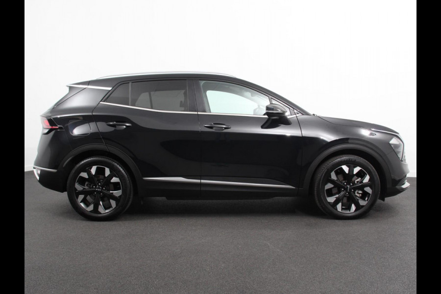 Kia Sportage 1.6 T-GDi 265pk Plug-in Hybrid AWD DynamicLine Navigatie Apple Carplay/Android Auto Climate Canotrol Camera Dab Parkeer Sensoren Verwarmde voorstoelen