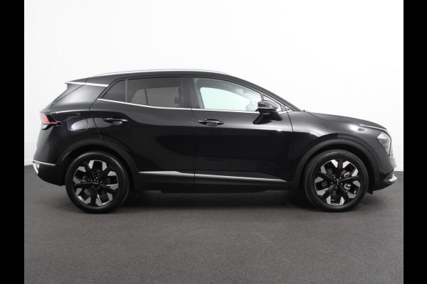 Kia Sportage 1.6 T-GDi 265pk Plug-in Hybrid AWD DynamicLine Navigatie Apple Carplay/Android Auto Climate Canotrol Camera Dab Parkeer Sensoren Verwarmde voorstoelen