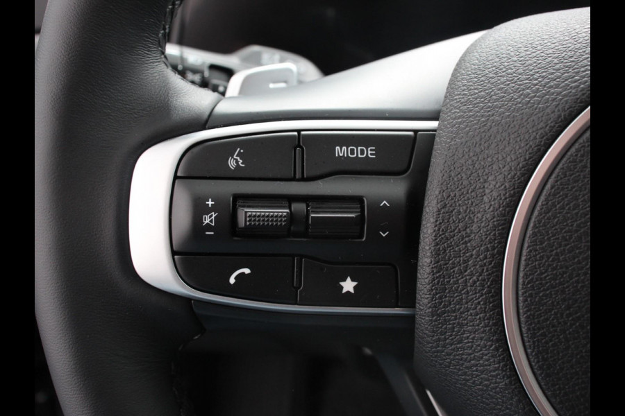 Kia Sportage 1.6 T-GDi 265pk Plug-in Hybrid AWD DynamicLine Navigatie Apple Carplay/Android Auto Climate Canotrol Camera Dab Parkeer Sensoren Verwarmde voorstoelen