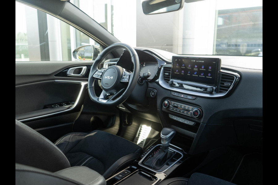 Kia Ceed Sportswagon 1.5 T-GDi GT-Line | Schuifkanteldak | Stoel en stuurverwarming |
