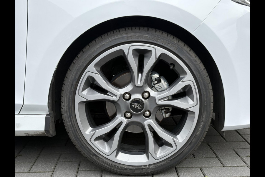 Ford Fiesta 1.0 EcoBoost ST-Line | 18 inch | Privacy Glass |  Scherm met Carplay/Android Auto | Parkeersensoren