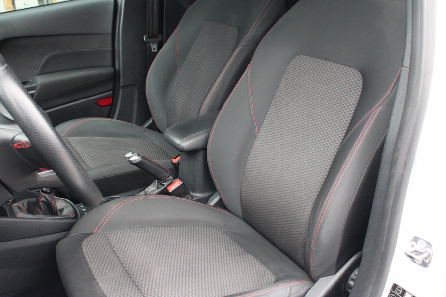 Ford Fiesta 1.0 EcoBoost ST-Line | 18 inch | Privacy Glass |  Scherm met Carplay/Android Auto | Parkeersensoren