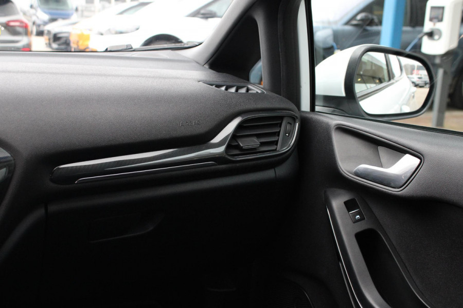 Ford Fiesta 1.0 EcoBoost ST-Line | 18 inch | Privacy Glass |  Scherm met Carplay/Android Auto | Parkeersensoren