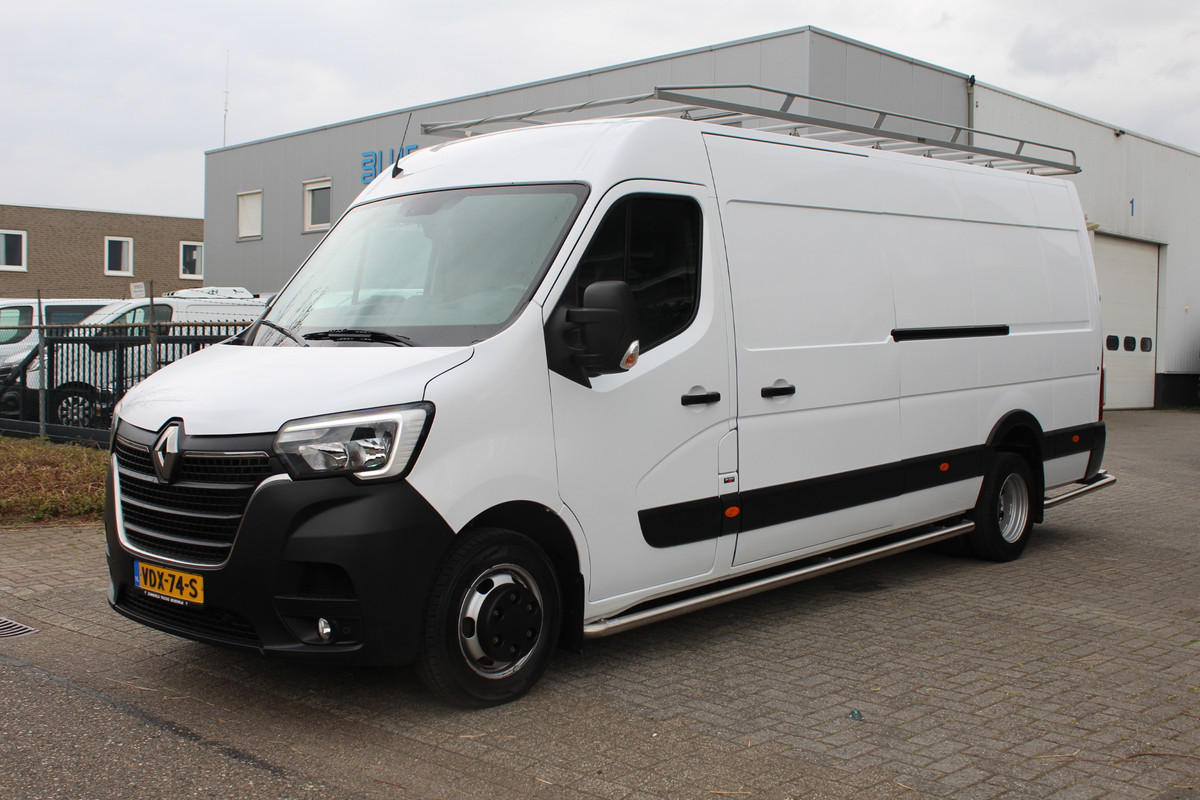 Renault Master T35 2.3 dCi 145PK Euro6 L4H2 DL Energy ✓ 3500KG trekhaak ✓ dubbel lucht ✓ imperiaal ✓ 2x schuifdeur Renault Master T35 2.3 dCi 145PK Euro6 L4H2 DL Energy ✓ 3500KG trekhaak ✓ dubbel lucht ✓ imperiaal ✓ 2x schuifdeur