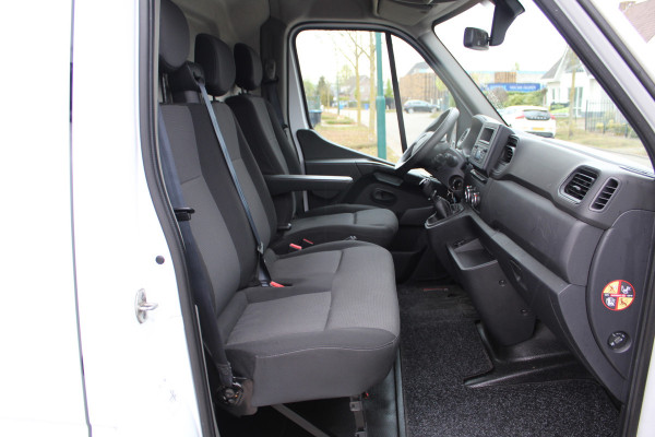 Renault Master T35 2.3 dCi 145PK Euro6 L4H2 DL Energy ✓ 3500KG trekhaak ✓ dubbel lucht ✓ imperiaal ✓ 2x schuifdeur