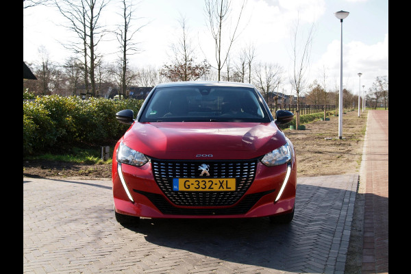 Peugeot 208 1.2 PureTech Blue Lease Allure | Apple Carplay | 100 PK | Two-Tone | Achteruitrijcamera | Navigatie |
