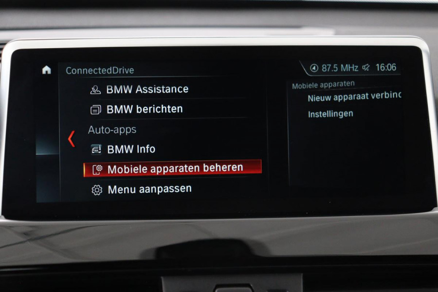 BMW X1 sDrive20i M Sport | Leder | Head-Up | Stoelverwarming | Camera | Full LED | Sportstoelen | Navigatie | Park Assist | DAB