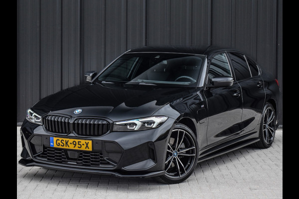 BMW 3-serie 330e xDrive | M-SPORT | COMFORT ACCESS | SHADOW-LINE | TREKHAAK | MEMORY SEATS | AMBIANCE INTERIEUR | DAB+ | HARMAN KARDON |