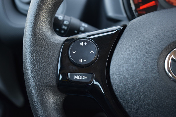 Toyota Aygo 1.0 VVT-i x-fun | Airco | Cruise | Elektrische Ramen