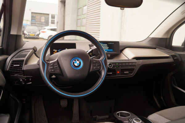 BMW i3 Basis 120Ah 42kWh -WARMTEPOMP-NAVI-ECC-PDC-